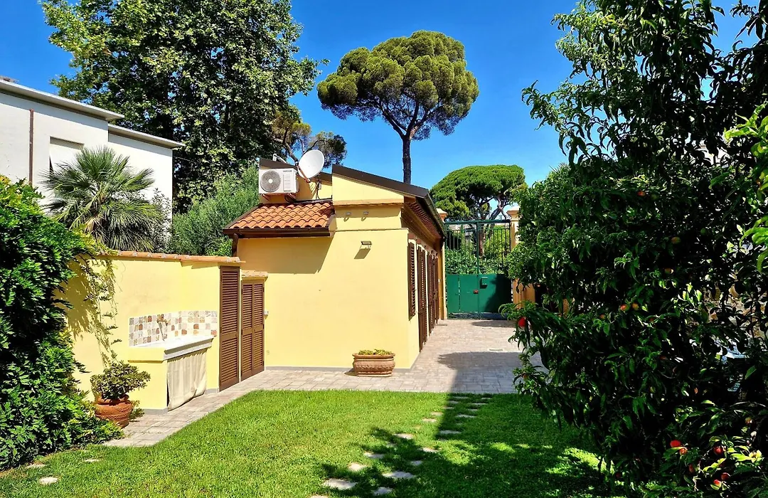 Serra di mare casa con giardino-1