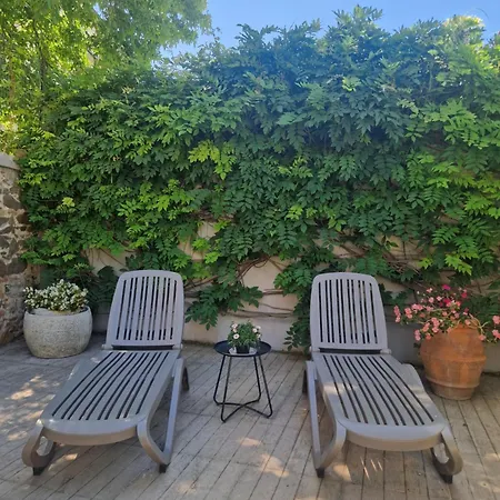 Serra di mare casa con giardino-2
